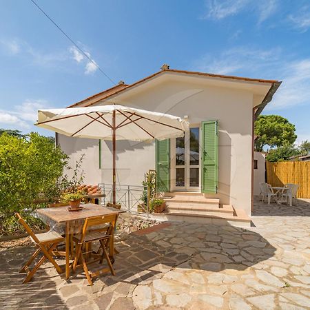 A Casa Di Massi - Goelba Apartment Portoferraio Bagian luar foto
